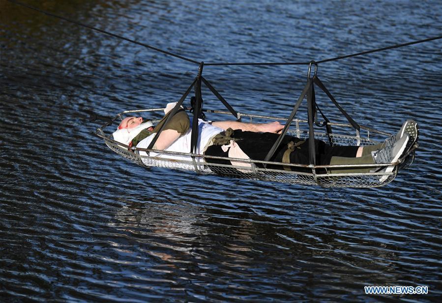 China e EUA realizam simula??o de resgate humanitário