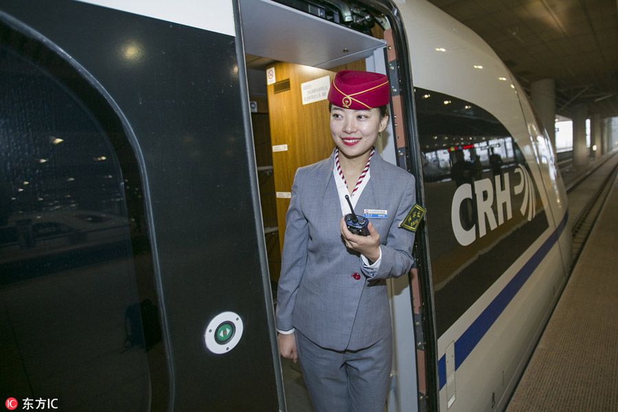 Ferrovia de alta velocidade entre Xi'an e Chengdu realiza teste de opera??o