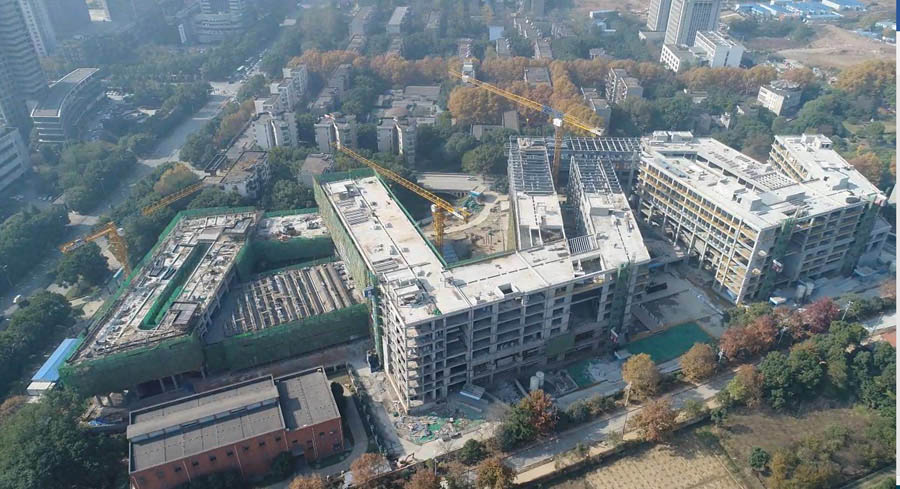 Maior laboratório de optoelectr?nica da China toma forma em Wuhan