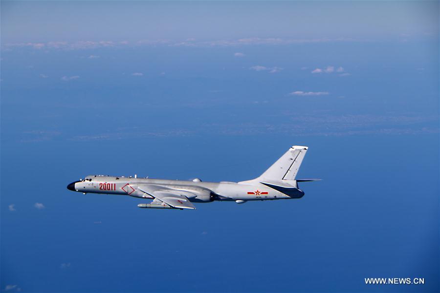 Aeronaves da For?a Aérea da China sobrevoam pela primeira vez Estreito de Tsushima