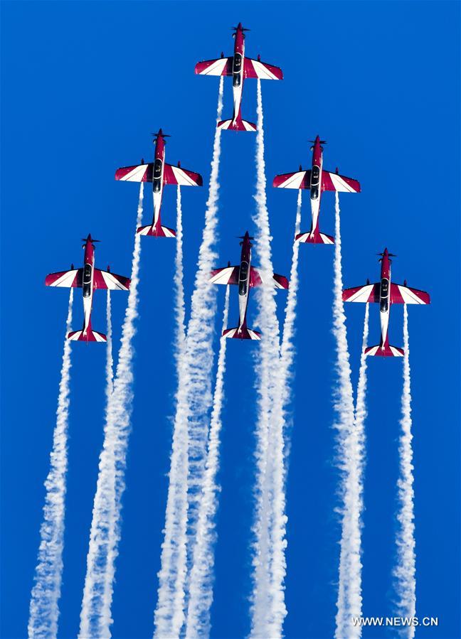 Dia Nacional do Catar assinalado com parada militar