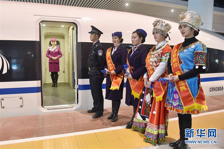 Nova ferrovia liga principais cidades no sudoeste da China