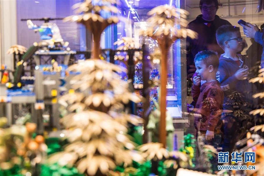 Pol?nia realiza Expo de LEGO