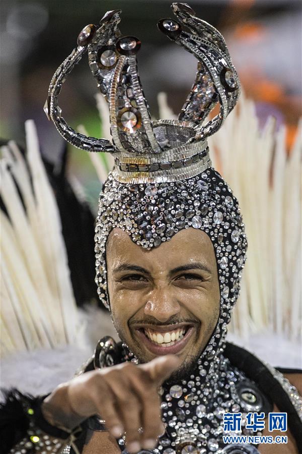 Celebra??es do carnaval arrancam no Brasil