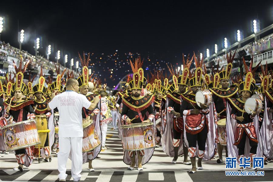 Celebra??es do carnaval arrancam no Brasil