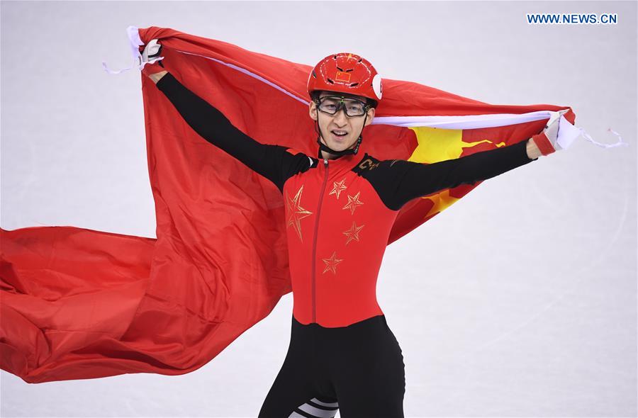 Wu Dajing bate recorde e conquista medalha de ouro em patina??o de velocidade em pista curta