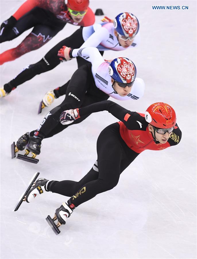 Wu Dajing bate recorde e conquista medalha de ouro em patina??o de velocidade em pista curta