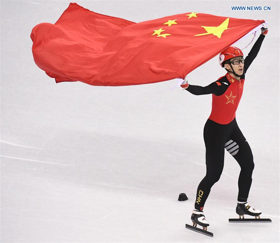 Wu Dajing bate recorde e conquista medalha de ouro em patina??o de velocidade em pista curta