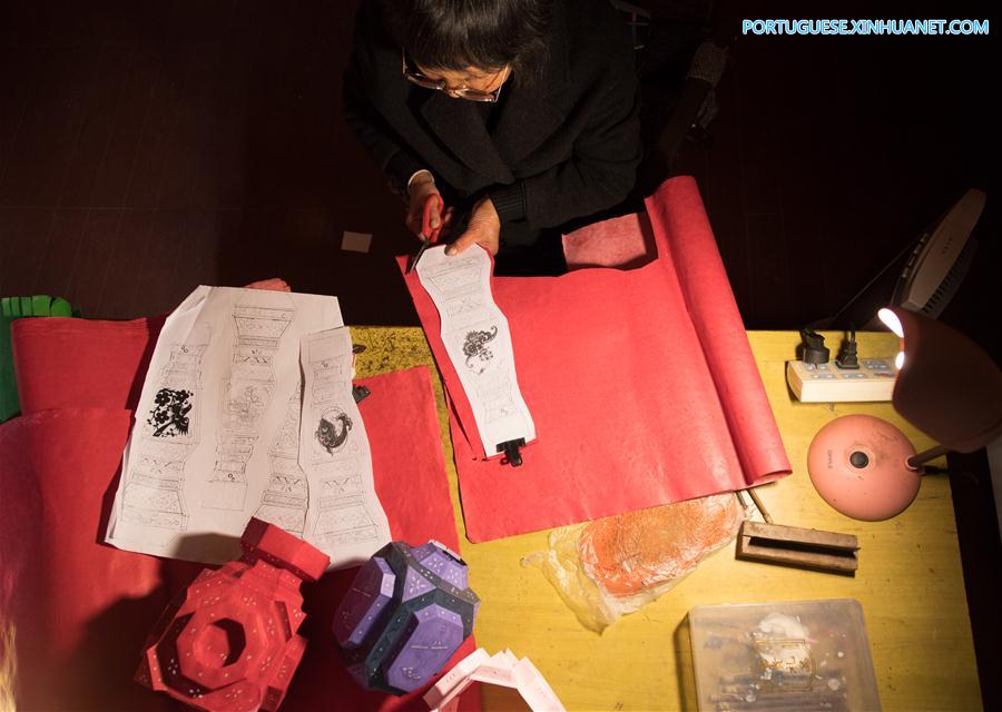 Patrim?nio imaterial nacional: produ??o de lanternas em Zhejiang