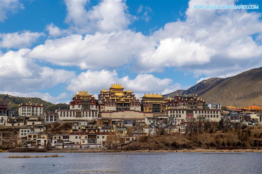 Paisagens da Sub-regi?o Aut?noma Tibetana de Diqing em Yunnan