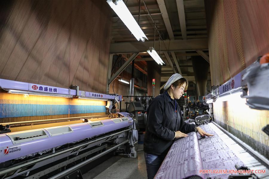 Empresa preserva patrim?nio e desenvolve o brocado Song em Suzhou