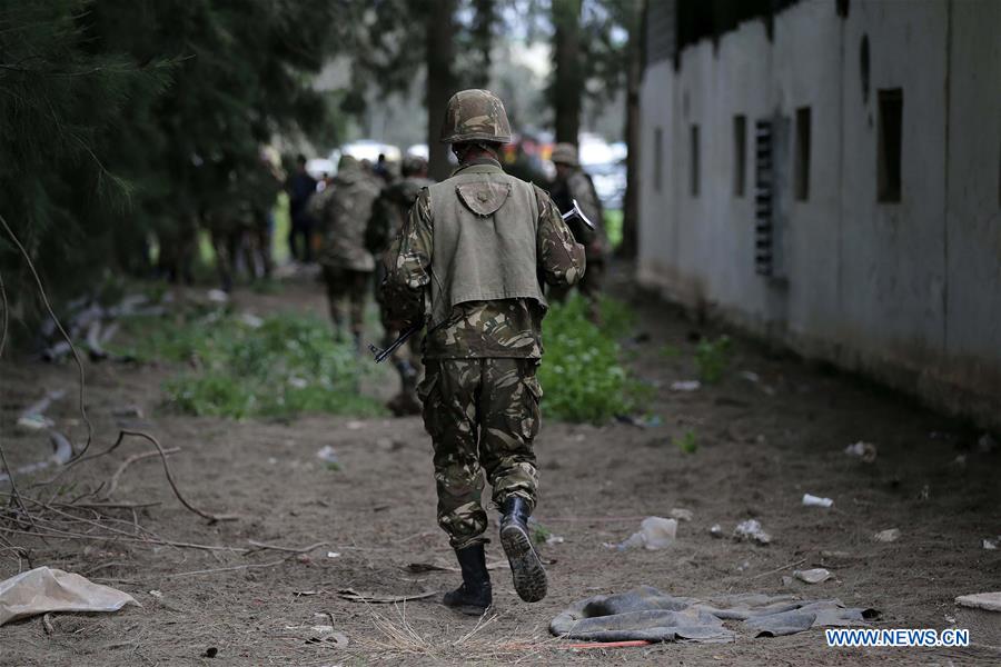 Queda de avi?o militar na Argélia deixa 257 mortos