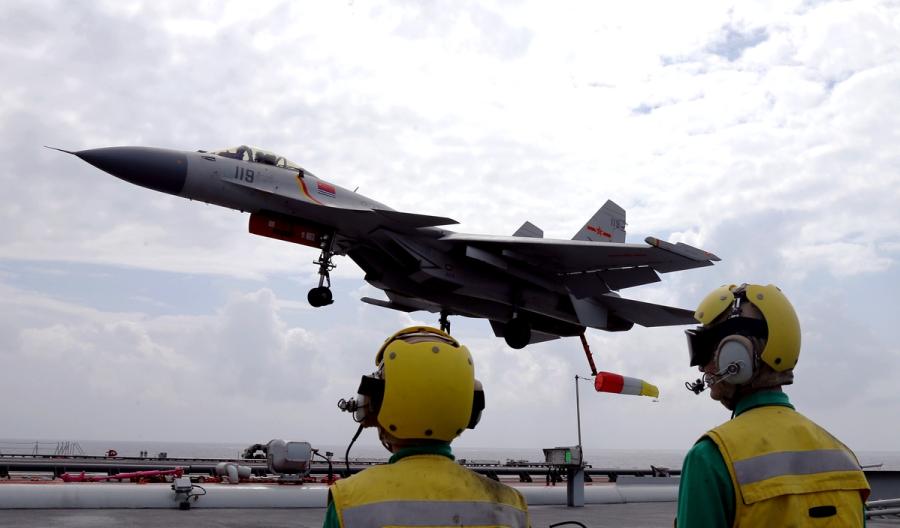 Parada militar naval demonstra progressos da marinha chinesa