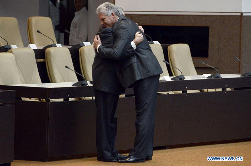 Díaz-Canel é eleito novo presidente de Cuba