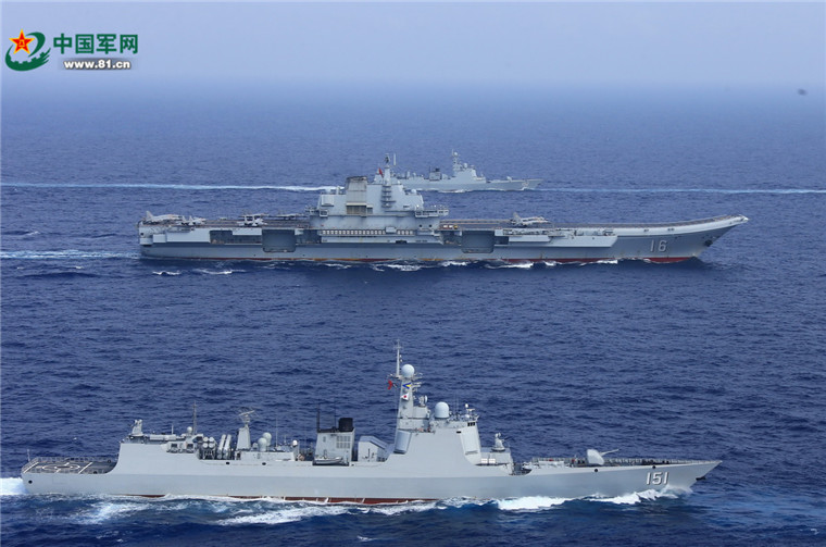 Forma??o de porta-avi?es da China realiza exercício no Pacífico Ocidental