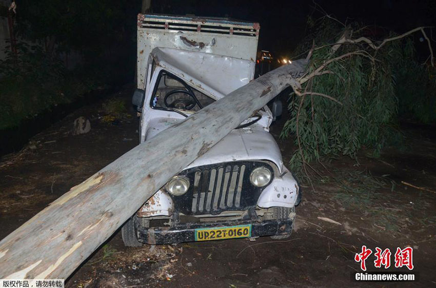 Tempestade de areia deixa pelo menos 116 mortos no norte da índia