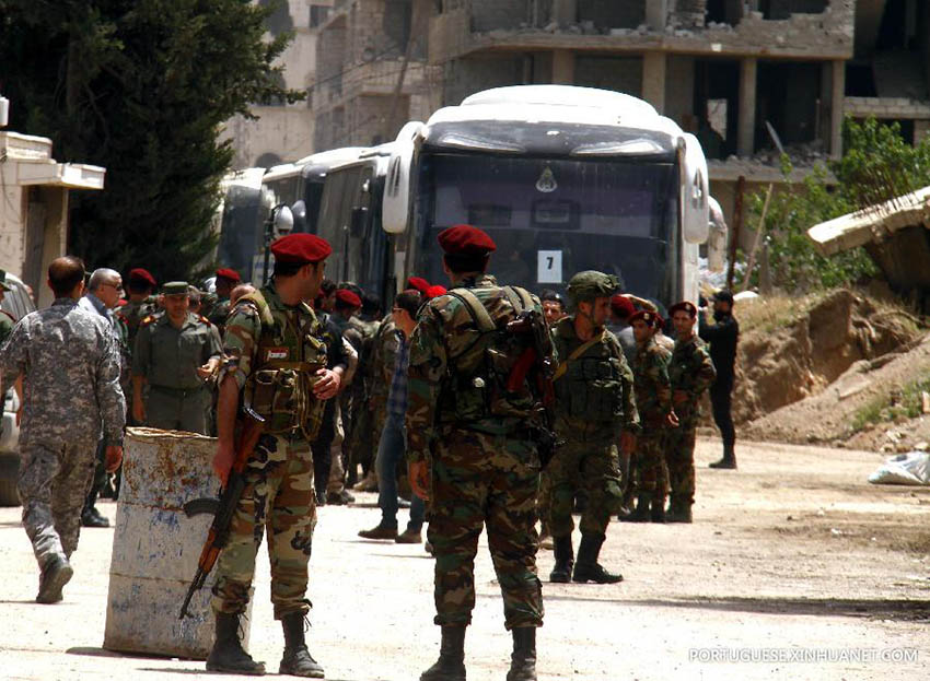 Exército sírio avan?a em reduto do ISIS no sul de Damasco