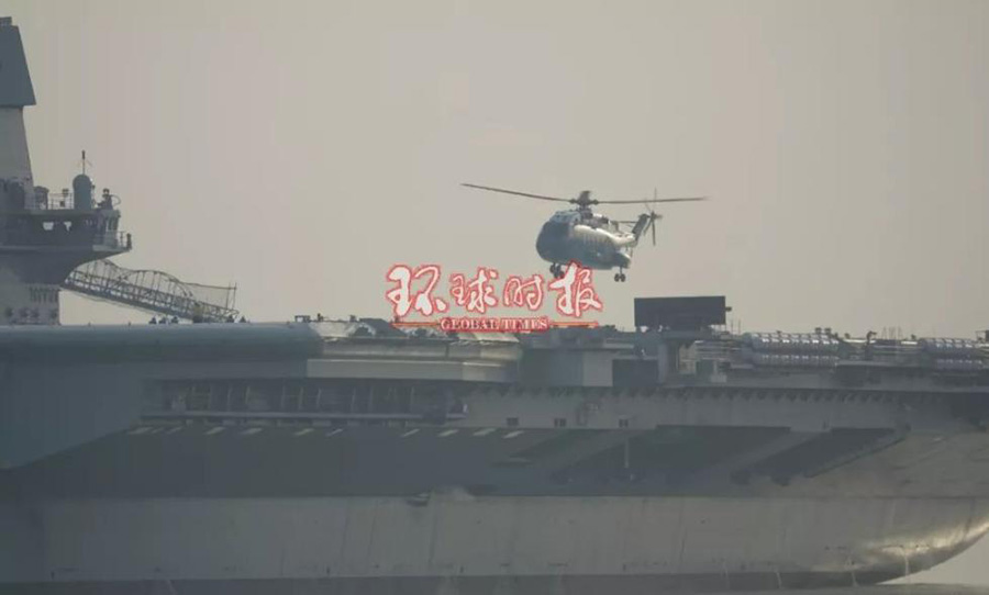 Porta-avi?es de fabrico doméstico testa opera??o com helicópteros