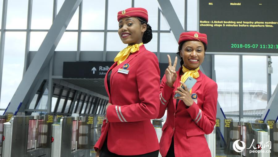 Galeria: Tripula??o da linha ferroviária Nairobi-Mombasa