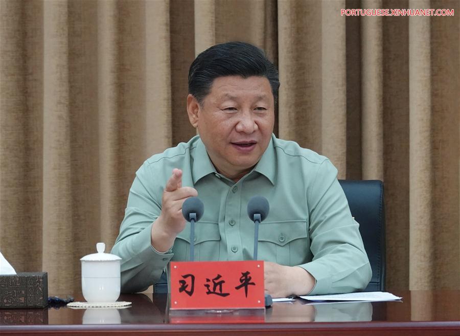 Xi pede por institui??es de pesquisa de alto nível para um exército forte