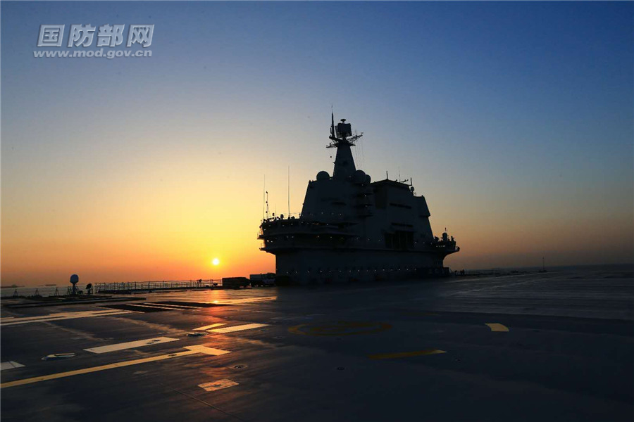 Primeiro porta-avi?es de fabrico doméstico da China termina período de testes