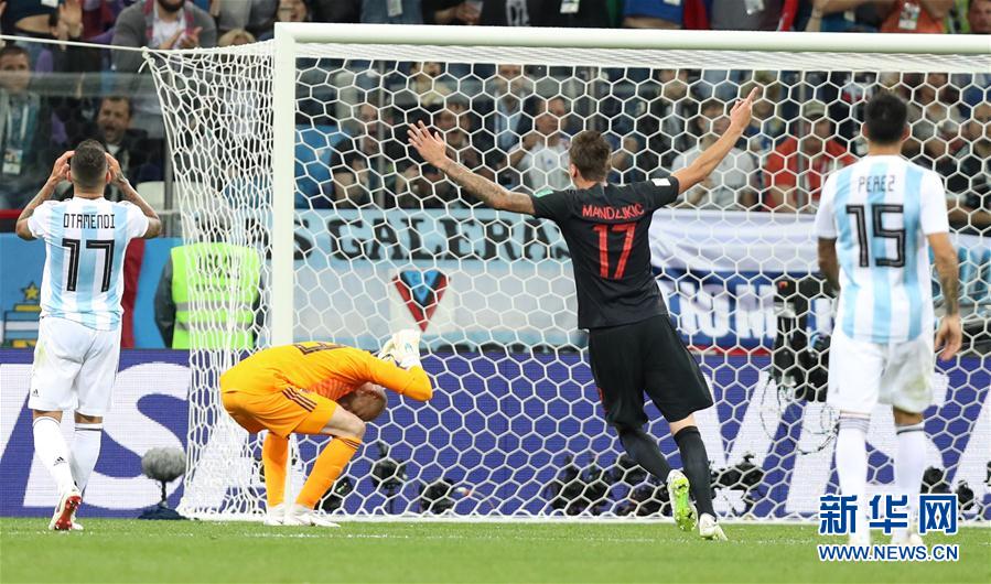Croácia bate Argentina por 3-0 avan?ando para os oitavos