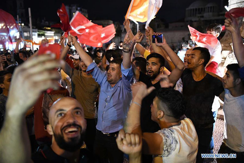 Presidente turco Erdogan e sua alian?a ganham elei??es presidenciais e parlamentares