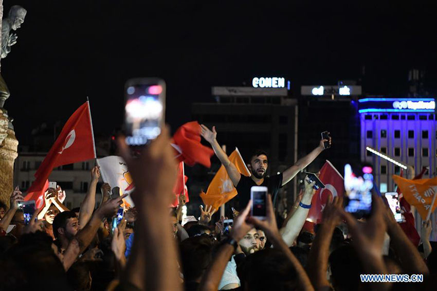 Presidente turco Erdogan e sua alian?a ganham elei??es presidenciais e parlamentares