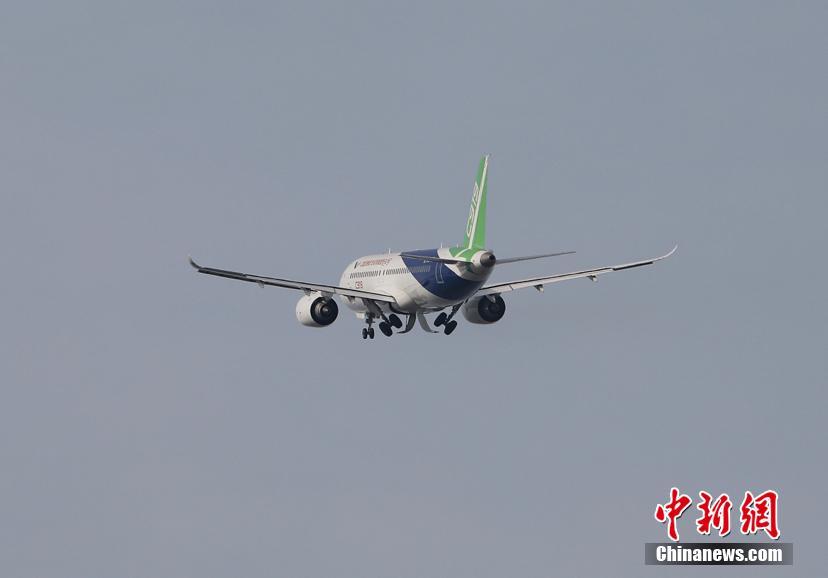 Projeto do C919 da China avan?a com dois avi?es em teste de voo