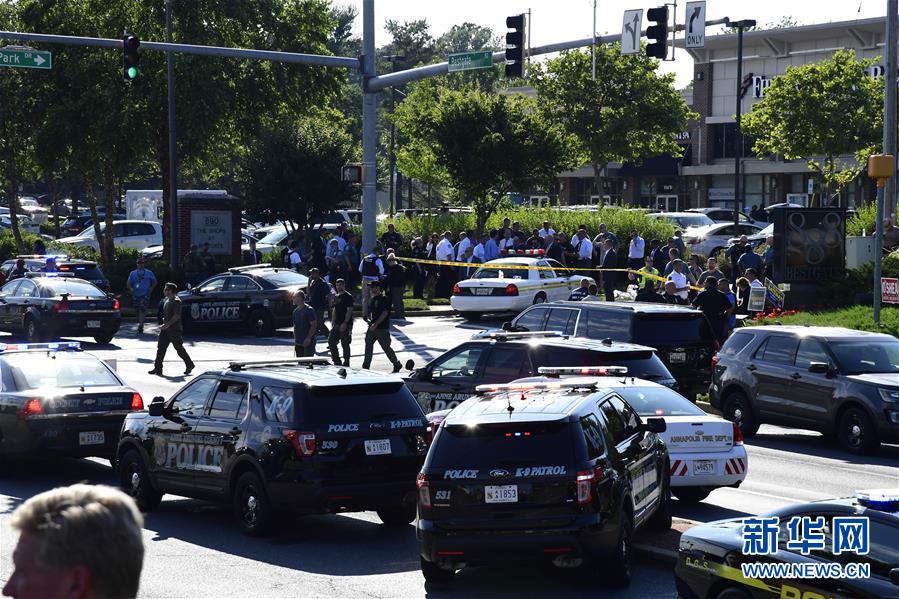 Tiroteio deixa cinco mortos em reda??o de jornal nos EUA