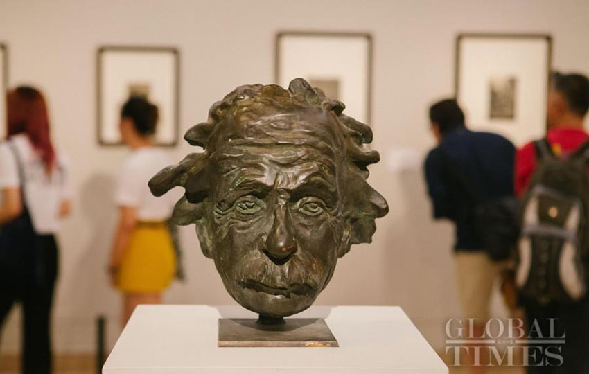 Cole??o Internacional de Arte inaugurada em Beijing
