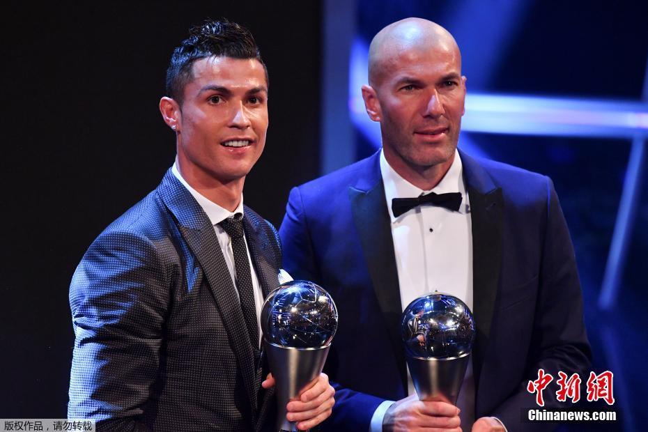 Cristiano Ronaldo assina pela Juventus e termina ciclo histórico no Real Madrid