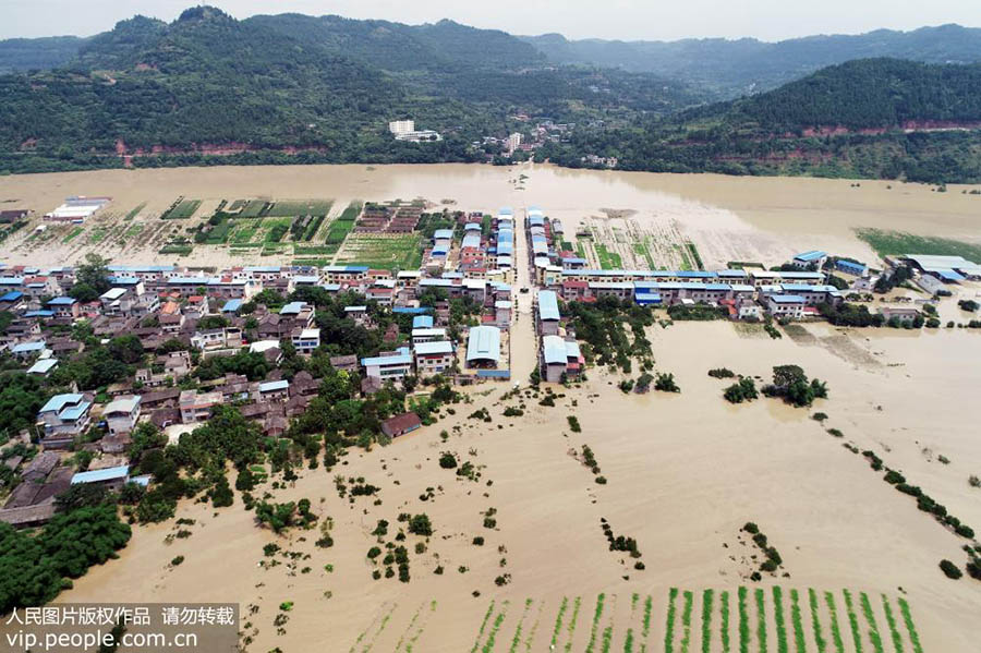 China lan?a resposta de emergência depois de inunda??es