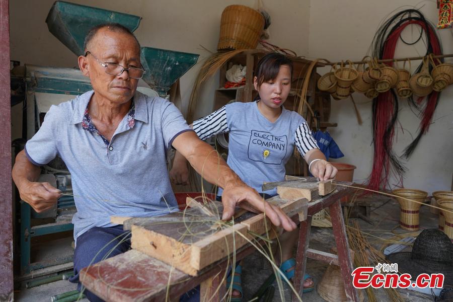 Códigos QR feitos de fibra de bambu ajudam regi?o chinesa a combater a pobreza