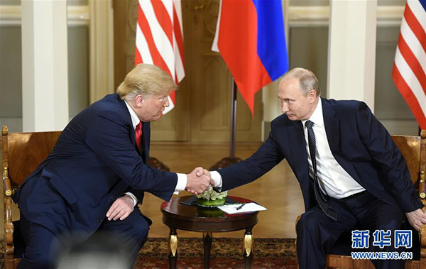 Trump e Putin consideram conversa??es bem-sucedidas