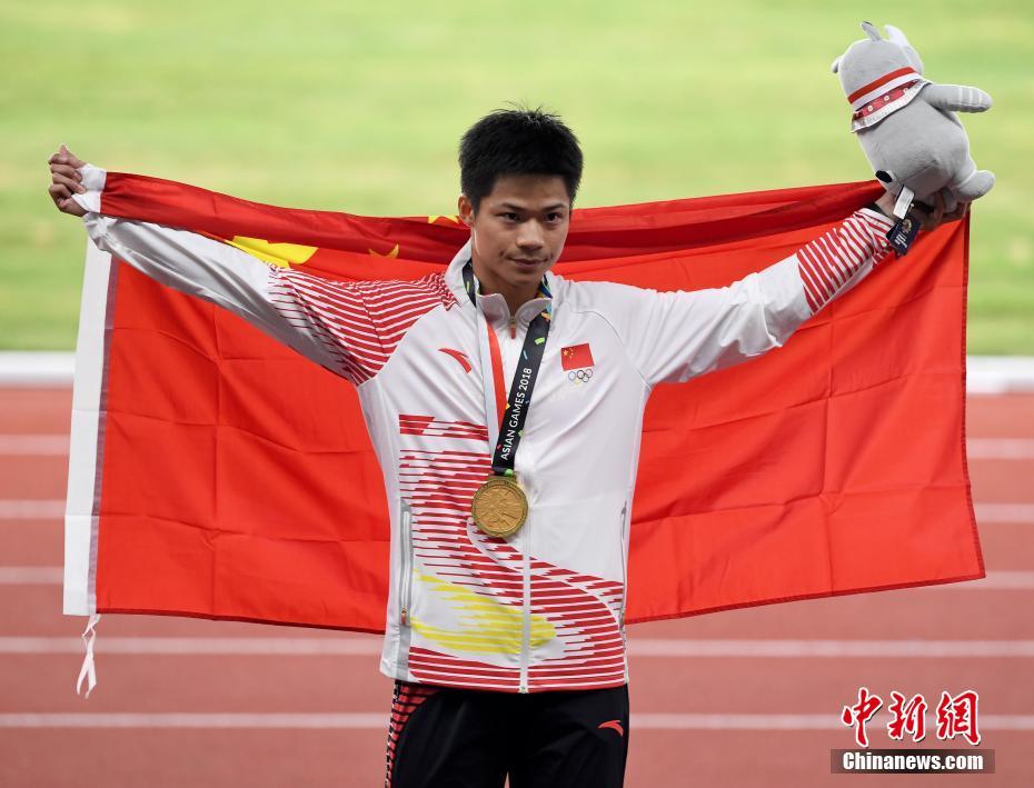 Jogos Asiáticos: Su Bingtian atualiza recorde de atletismo de 100 metros em 9,92 segundos