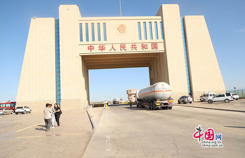 Cintur?o e Rota: Esta??o ferroviária de Alashankou, a porta de entrada na China