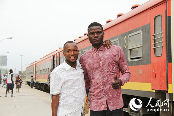 Cintur?o e Rota: Ferrovia de Benguela promove desenvolvimento de Angola