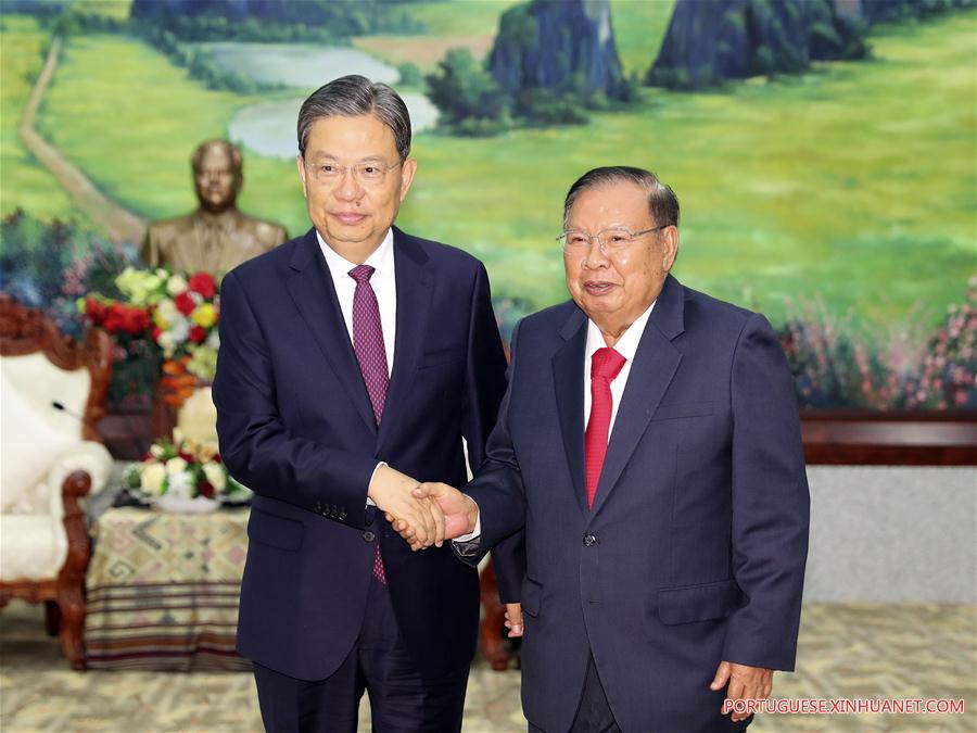 China e Laos prometem aprofundar la?os entre os dois países e partidos