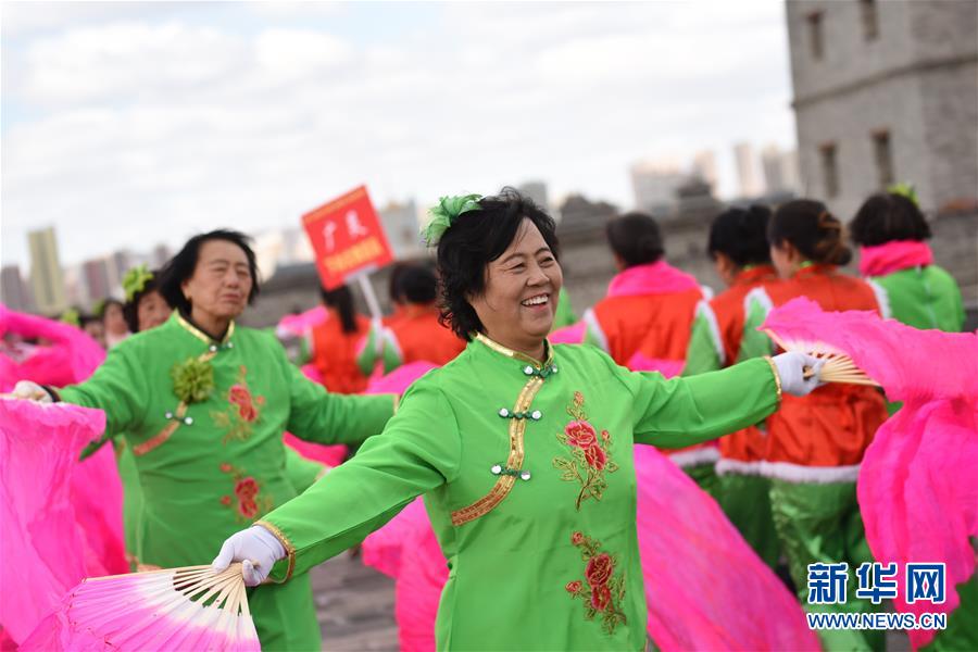 Evento de dan?a em Shanxi bate recorde mundial