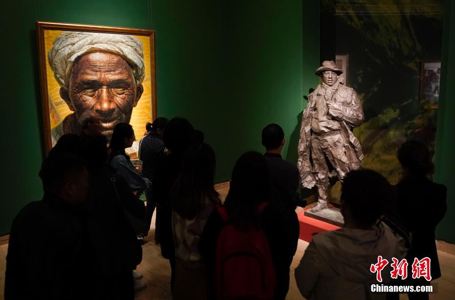 Museu Nacional de Arte da China: Exibi??o de arte realizada em homenagem aos 40 anos da reforma e abertura