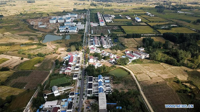 Xiaogang, ber?o da reforma, tra?a novo caminho para o crescimento