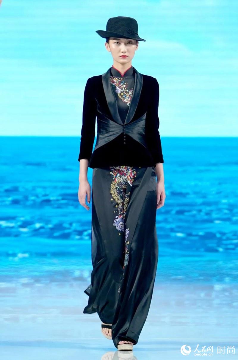 Galeria: Destaques da Semana da Moda da China em Beijing