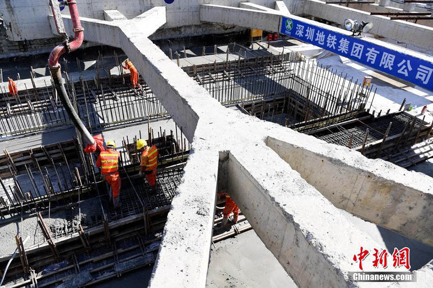 Termina a estrutura principal da maior esta??o de metr? da ásia