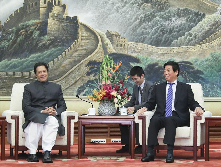 China visa la?os mais estreitos com o Paquist?o