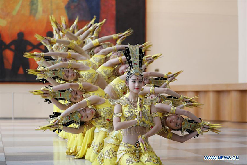 Galeria: Artistas apresentam dan?a Bodhisattva de Mil M?os na sede da ONU em Nova Iorque
