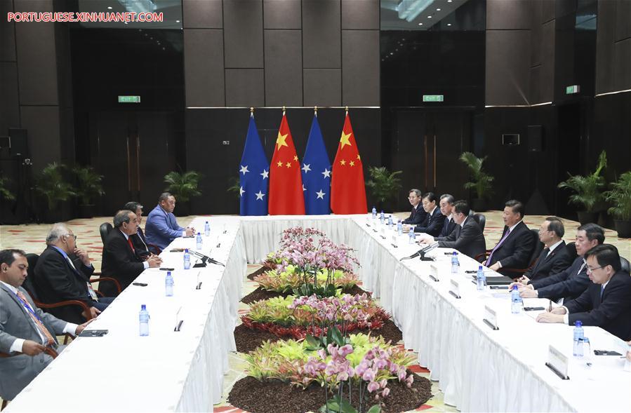 Xi reúne-se com líderes das na??es insulares do Pacífico para maior coopera??o na Iniciativa do Cintur?o e Rota