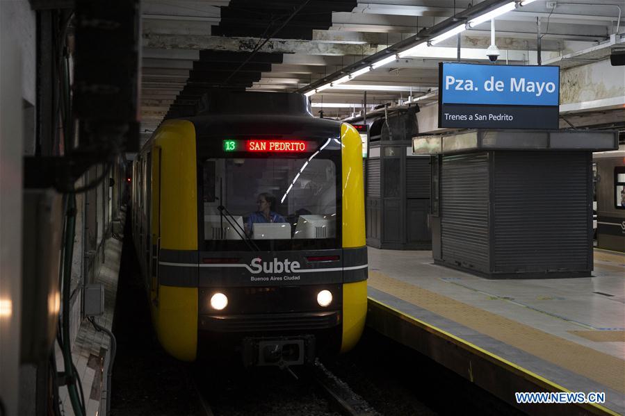 Trens construídos da China refor?am rede de transportes de Buenos Aires