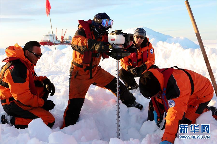 Equipe chinesa explora rotas de abastecimento de esta??o de pesquisa na Antártica