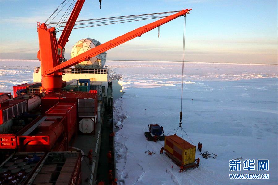 Equipe chinesa explora rotas de abastecimento de esta??o de pesquisa na Antártica